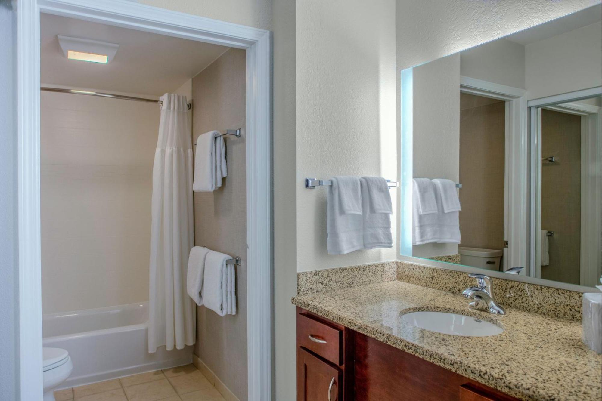 Residence Inn By Marriott Yonkers Westchester County Екстериор снимка